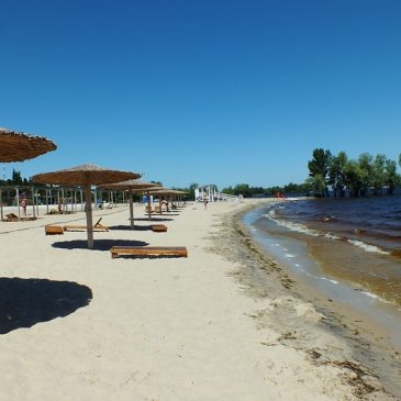 На “Дахнівському” пляжі хочуть зробити парковки зони для барбекю та дитячий майданчик