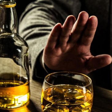 У Черкасах хочуть із понеділка заборонити продаж міцного алкоголю